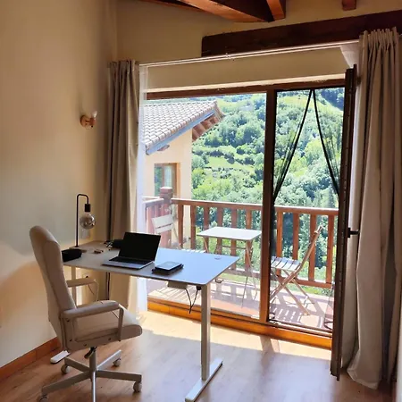 Alpstuga Duplex Con Vistas A Picos De Europa Y Proyector De Cine 120 Pulgadas *