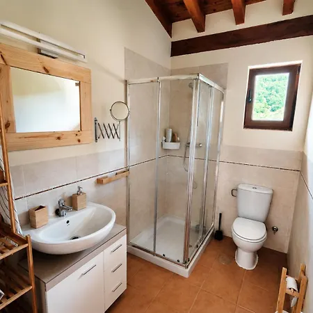 Alpstuga Duplex Con Vistas A Picos De Europa Y Proyector De Cine 120 Pulgadas Bores
